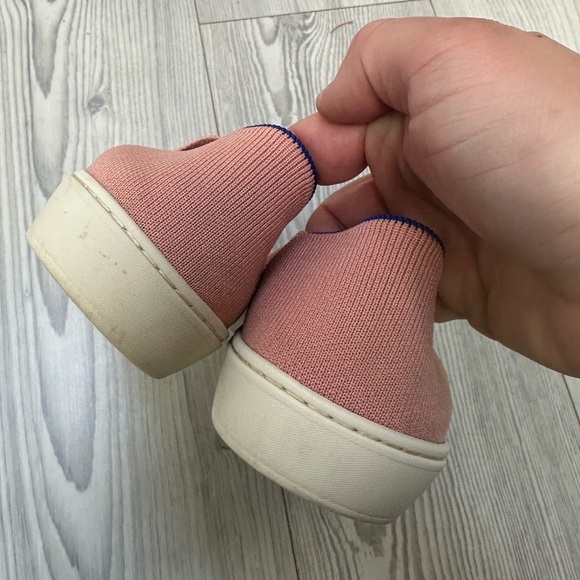 Rothy’s “The Sneaker” in Coral size 10 VGUC - Picture 4 of 8